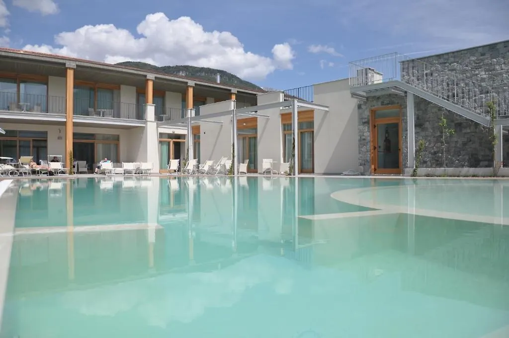 Tullio Hotel Gravedona 3*,